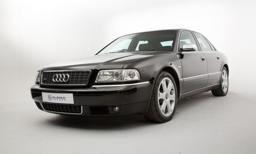  Audi S8 (D2) 1999 года  (UK) (фото 4 из 39)